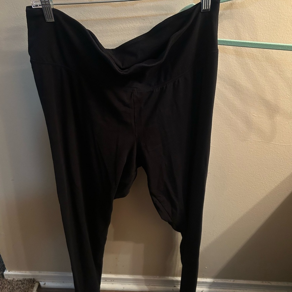 PINK Victoria's Secret Black Leggings Performance Fabric